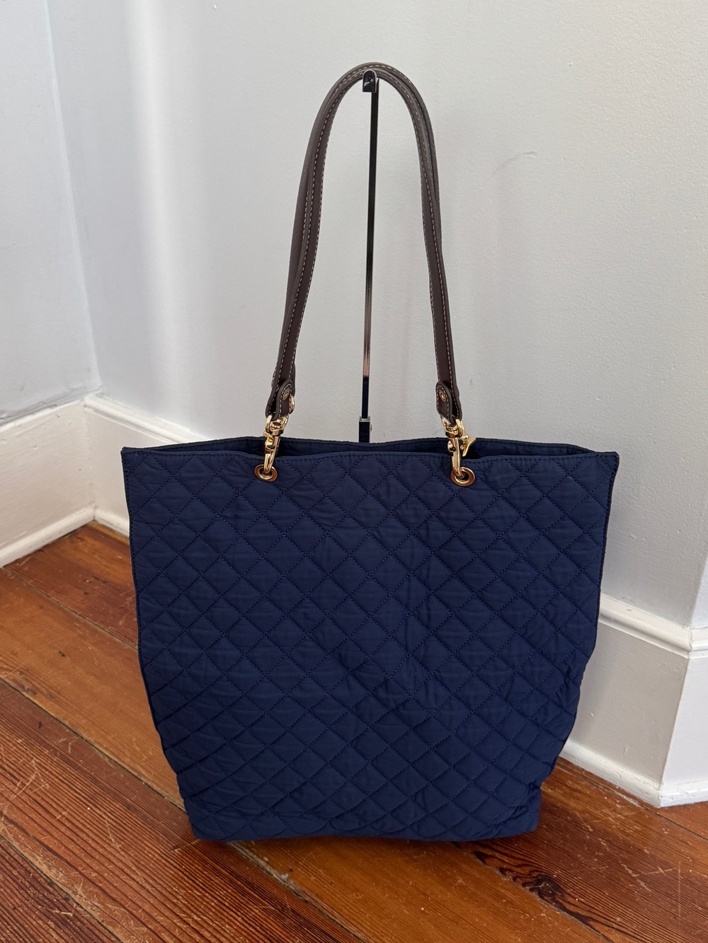 J Mclaughlin Navy Blue Quilted Nylon Tote Shoulder Bag Leather Handles Brass